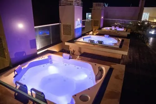 Apartamento Rodadero Sur Playa privada y zonas sociales excelentes Santa Marta