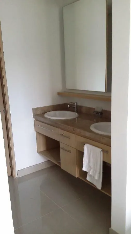 Rodadero Sur Playa privada y zonas sociales excelentes Santa Marta