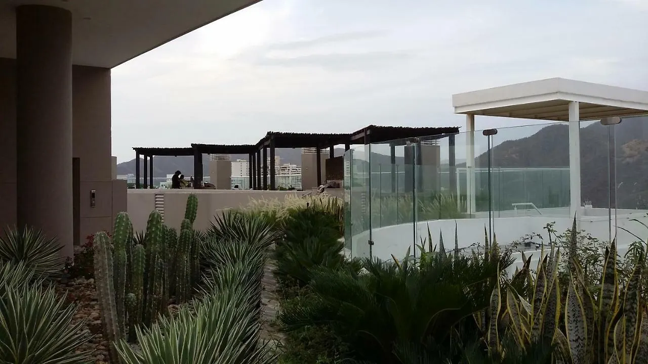 Apartamento Rodadero Sur Playa privada y zonas sociales excelentes Santa Marta  Colombia