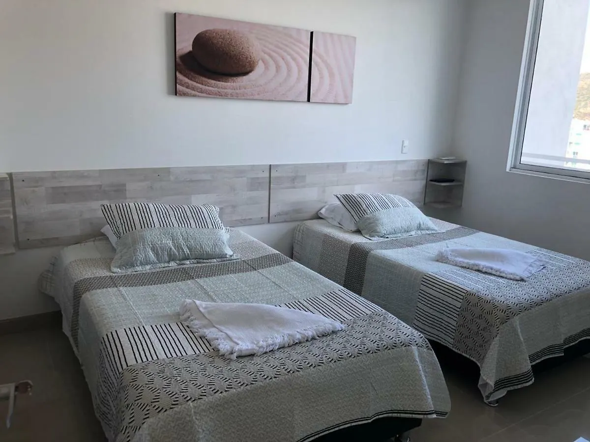 Rodadero Sur Playa privada y zonas sociales excelentes Santa Marta  Apartamento