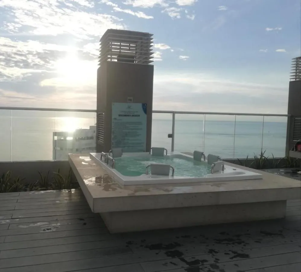 Rodadero Sur Playa privada y zonas sociales excelentes Santa Marta